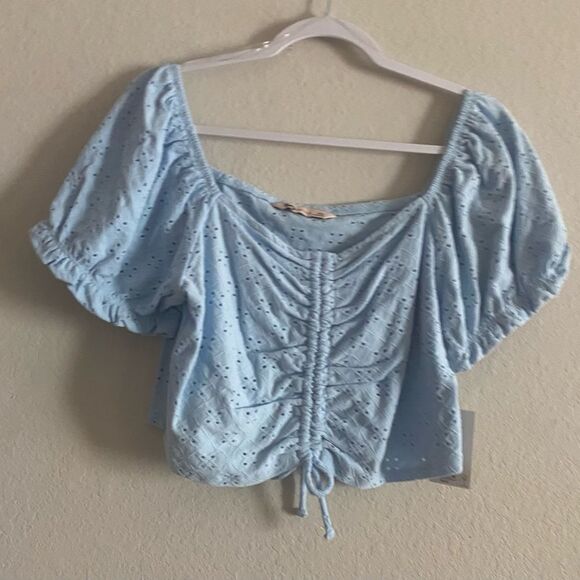 Juniors’ NWT SO Eyelet Cinch Front Puff Sleeve Cropped Top Light Blue Size XXL - Picture 3 of 8